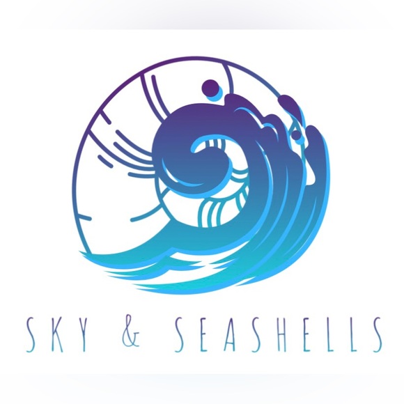 Hand Crafted by Sky & Seashells Skincare - Lavender Body Lotion (8oz) ONE LEFT - Picture 3 of 3